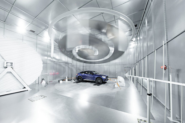 Electromagnetic reverberation chamber