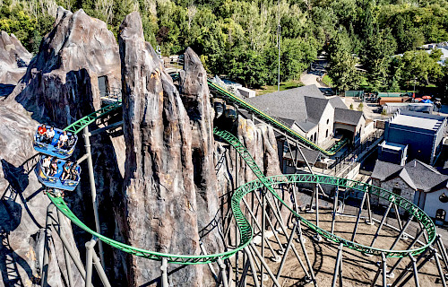 Primordial - Interactive Coaster - just opend at Lagoon, USA