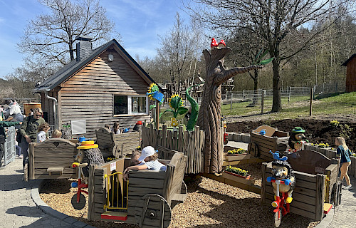 6 Wild Swings, 1 Blumenkarussell und 1 Family Spike Launch Coaster feiern in diesem Jahr Ihre Eröffnung