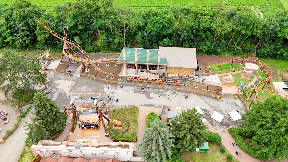 Family Shuttle Launch Coaster
